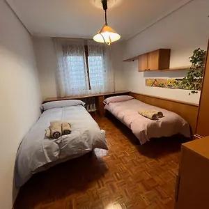 Apartamento Luminoso Piso Grande Con Garaje En El Centro., Santander