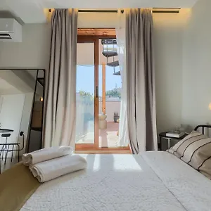 https://oasis-suites-near-picasso-museum.topbarcelonahotels.com